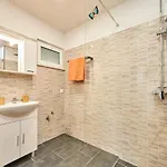 Bascan 아파트 트로기르